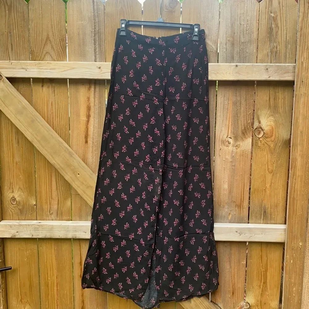 Forever 21 wide leg pants sz. S